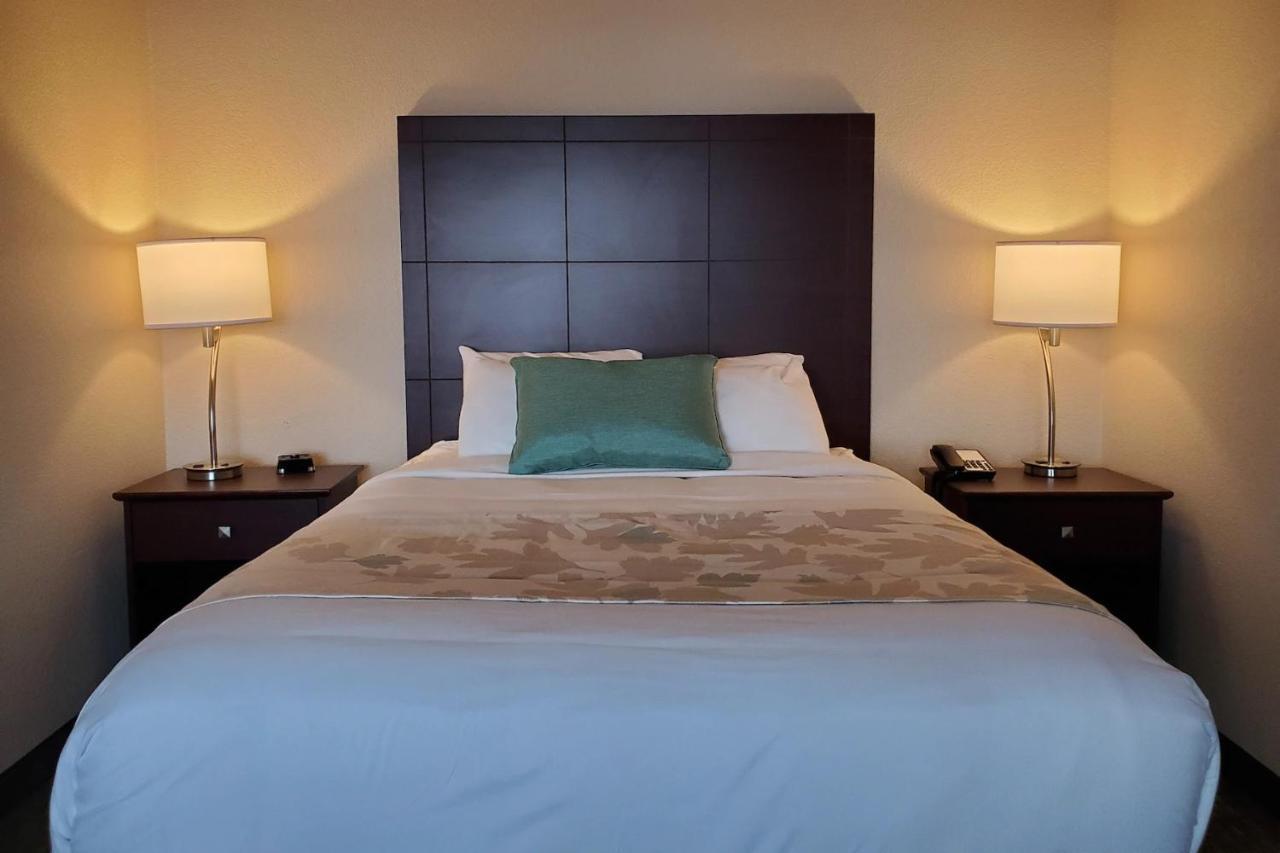 Cobblestone Suites - Oshkosh Extérieur photo
