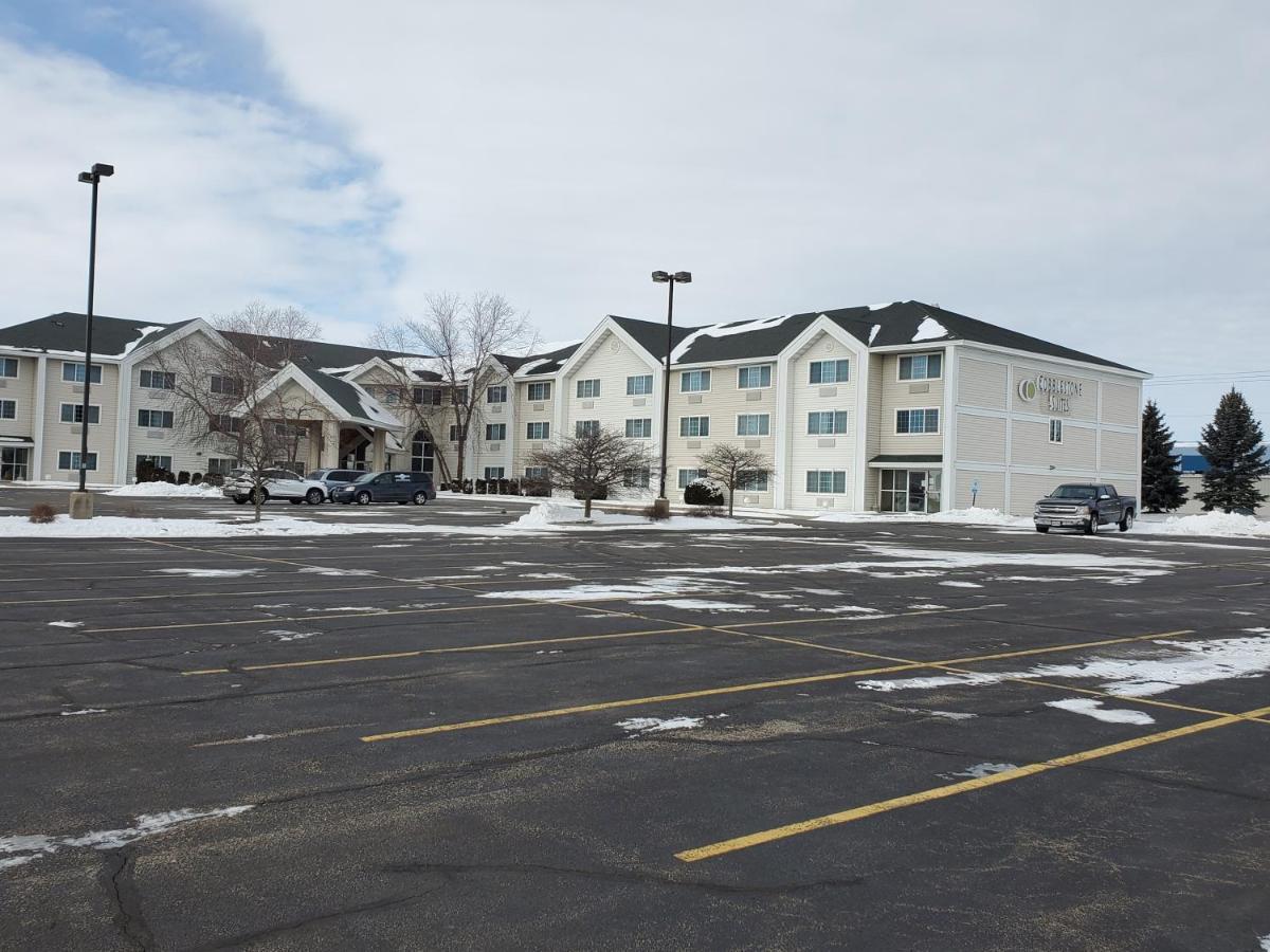Cobblestone Suites - Oshkosh Extérieur photo