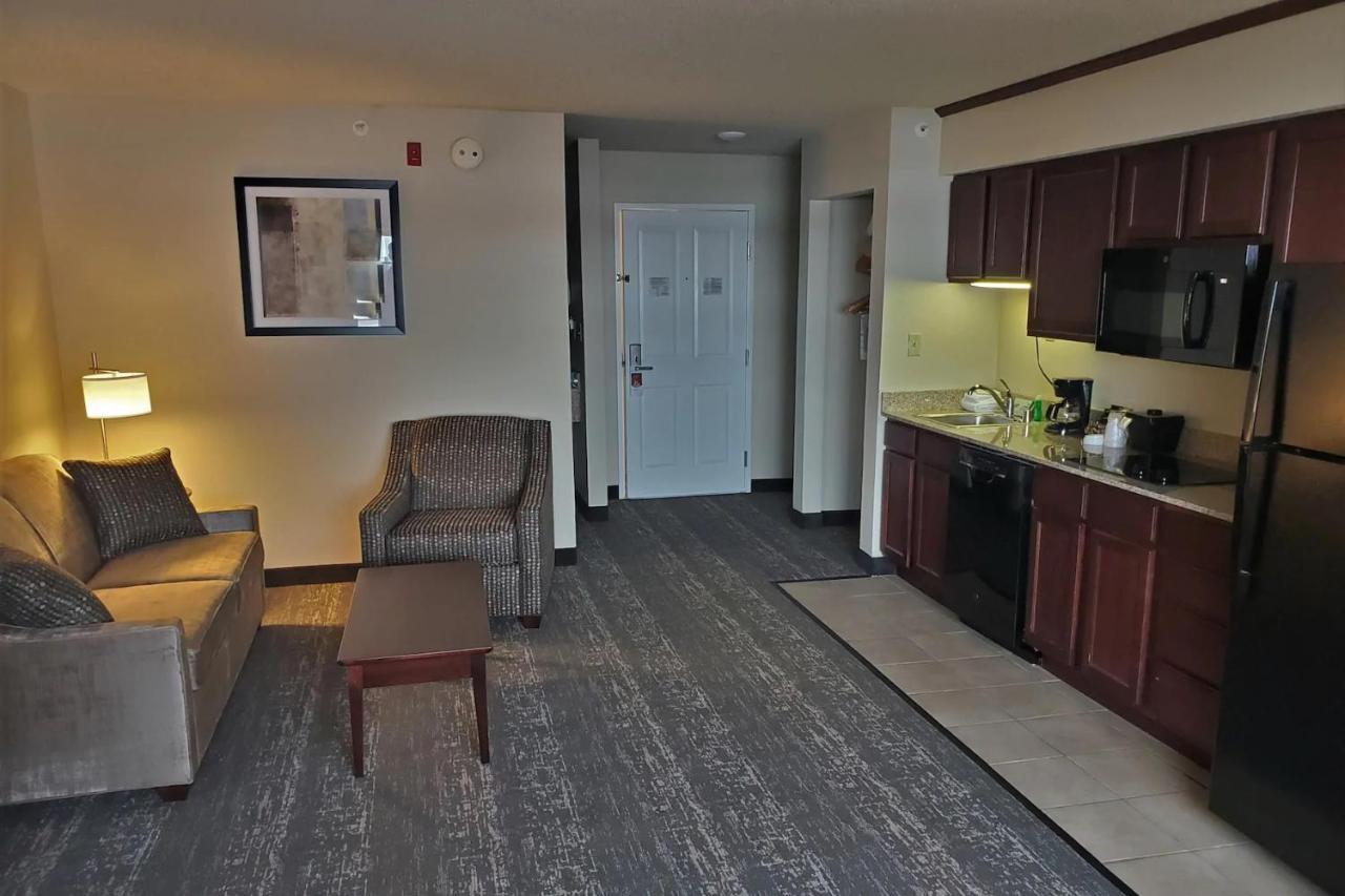 Cobblestone Suites - Oshkosh Extérieur photo
