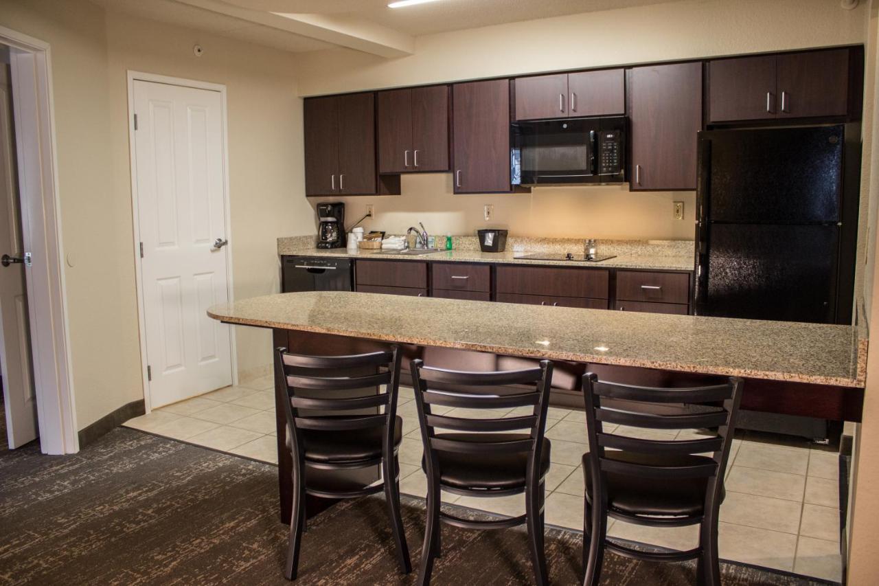 Cobblestone Suites - Oshkosh Extérieur photo