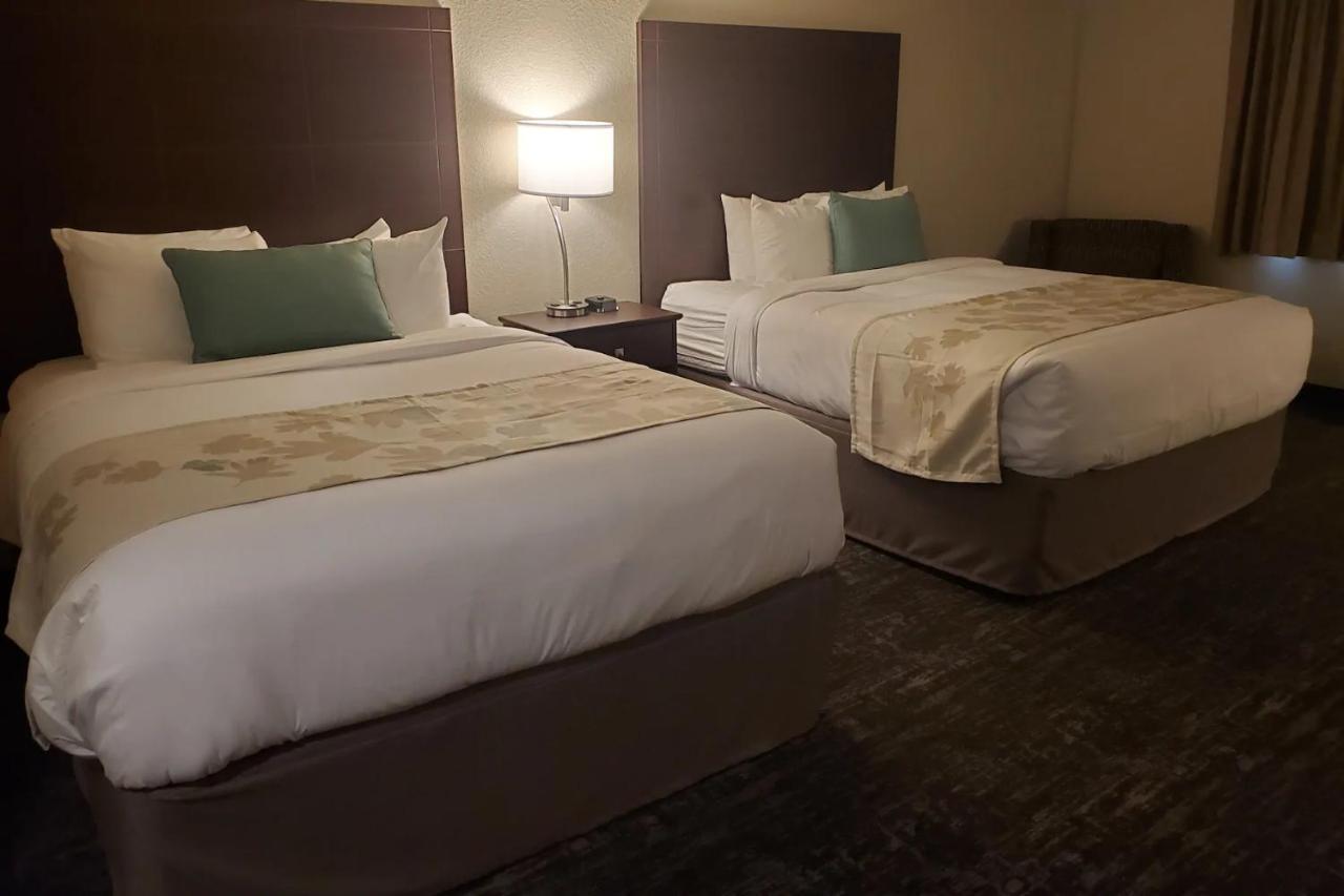 Cobblestone Suites - Oshkosh Extérieur photo