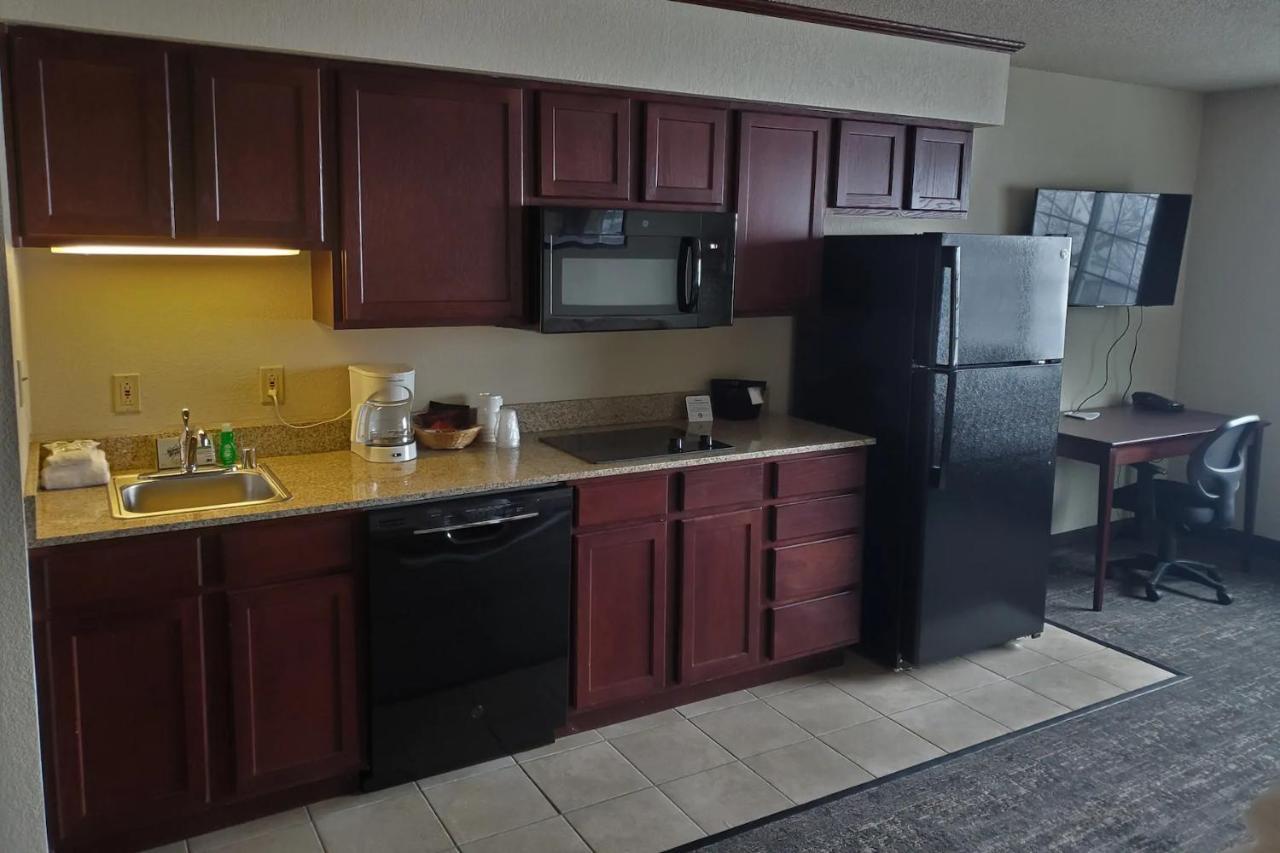 Cobblestone Suites - Oshkosh Extérieur photo