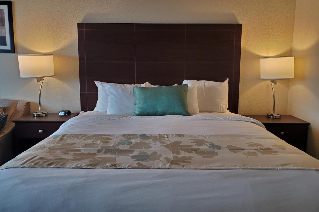 Cobblestone Suites - Oshkosh Extérieur photo