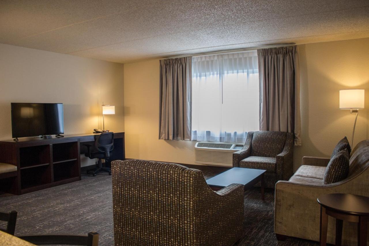 Cobblestone Suites - Oshkosh Extérieur photo