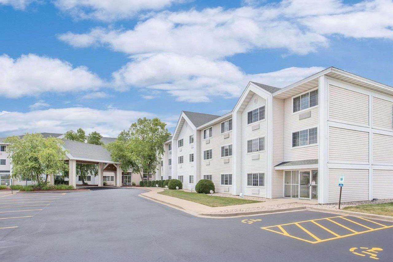 Cobblestone Suites - Oshkosh Extérieur photo